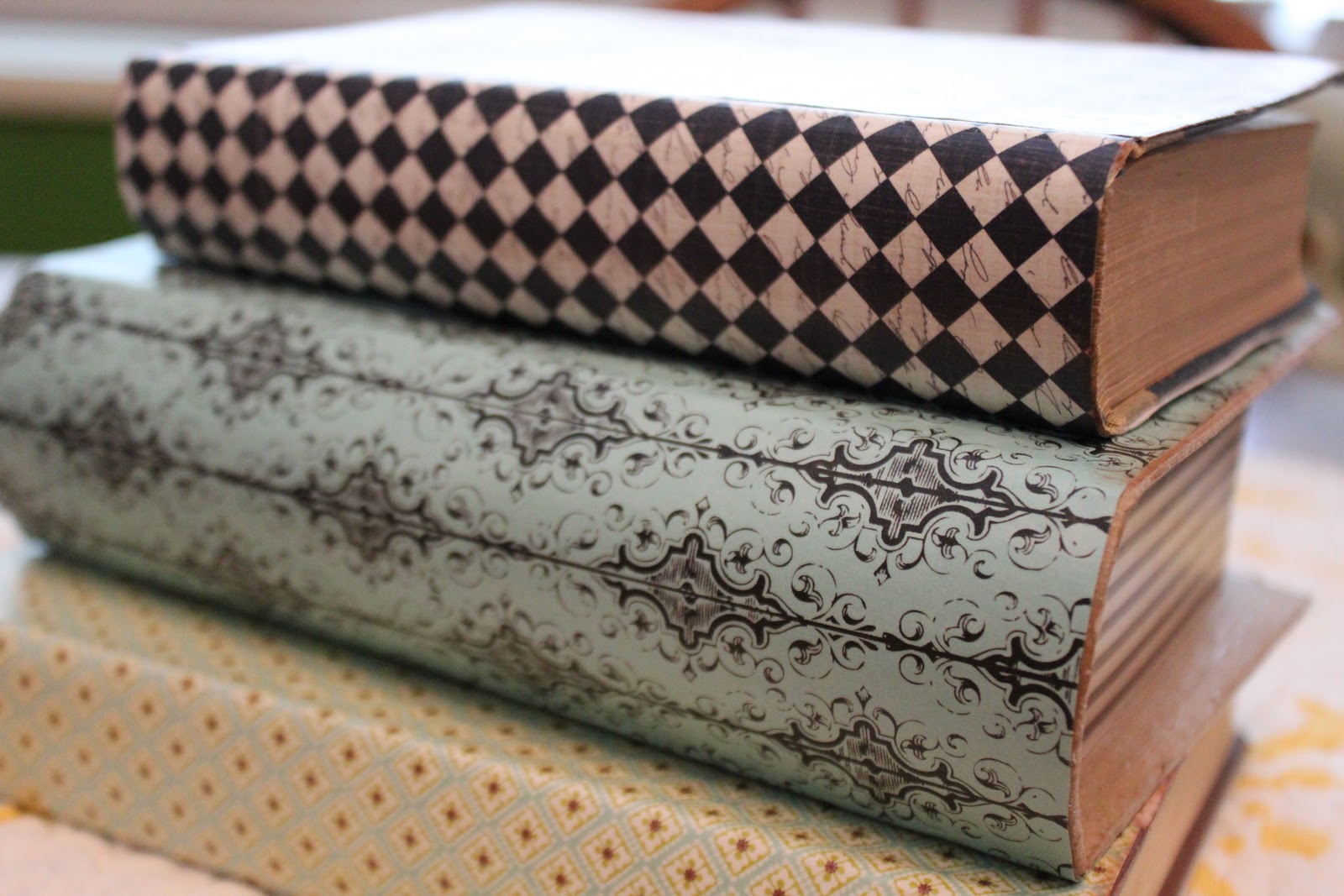 Mommy DIY Hardcover Book Decor