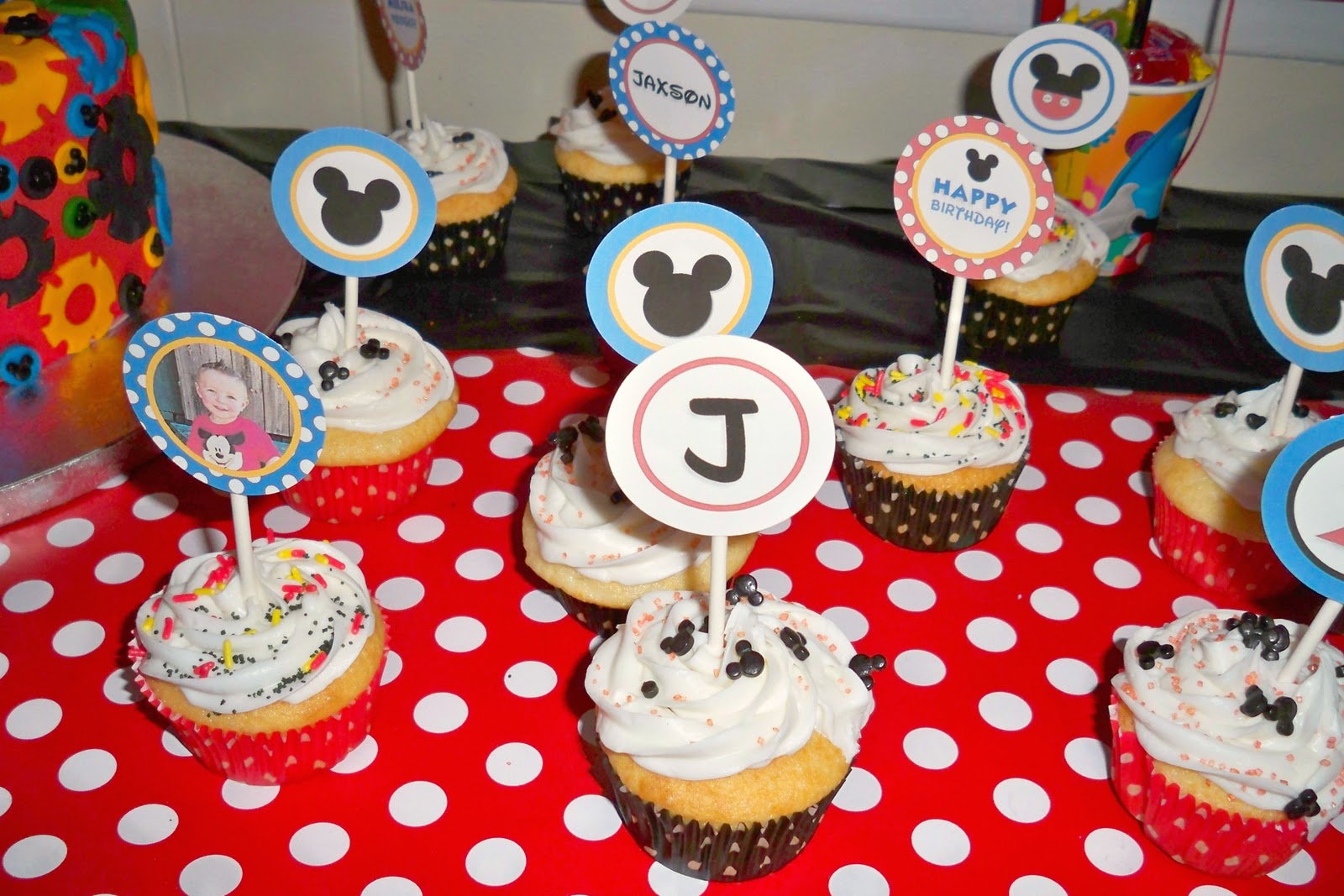 mickey mouse cupcake toppers