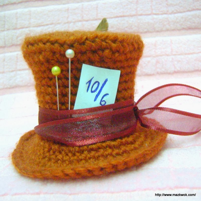 Mini Mad Hatters hat