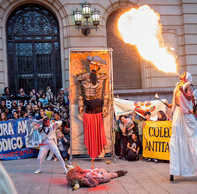 Fiestas del Pilar 2015 Zaragoza - Manifestación Antitaurina -  AntiBullfighter Zaragoza