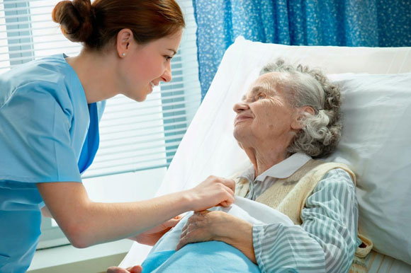 Asistencia a enfermos y mayores en hospitales, domicilios y residencias Asistencia a enfermos y mayores en hospitales, domicilios y residencias