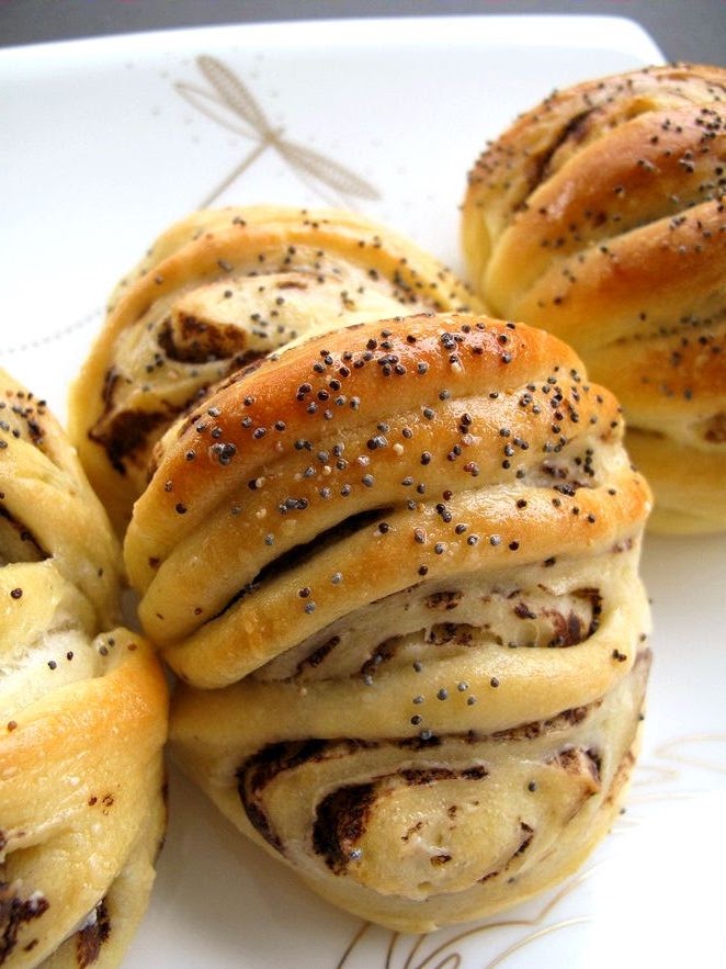 Foodiva's Kitchen A Beautiful Mess Chocolatefilled Brioche Rolls