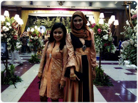 The Candra S Familie Goldie Girls At Gita S Wedding