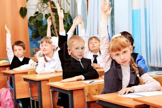 students <a href="http://2.bp.blogspot.com/-SERGNJ07xms/UVjaAIInTGI/AAAAAAAAAGQ/ZnQu4AA_RqQ/s1600/10250917-children-at-school-during-the-lesson.jpg" imageanchor="1"><img border="0" src="http://2.bp.blogspot.com/-SERGNJ07xms/UVjaAIInTGI/AAAAAAAAAGQ/ZnQu4AA_RqQ/s320/10250917-children-at-school-during-the-lesson.jpg" /></a>