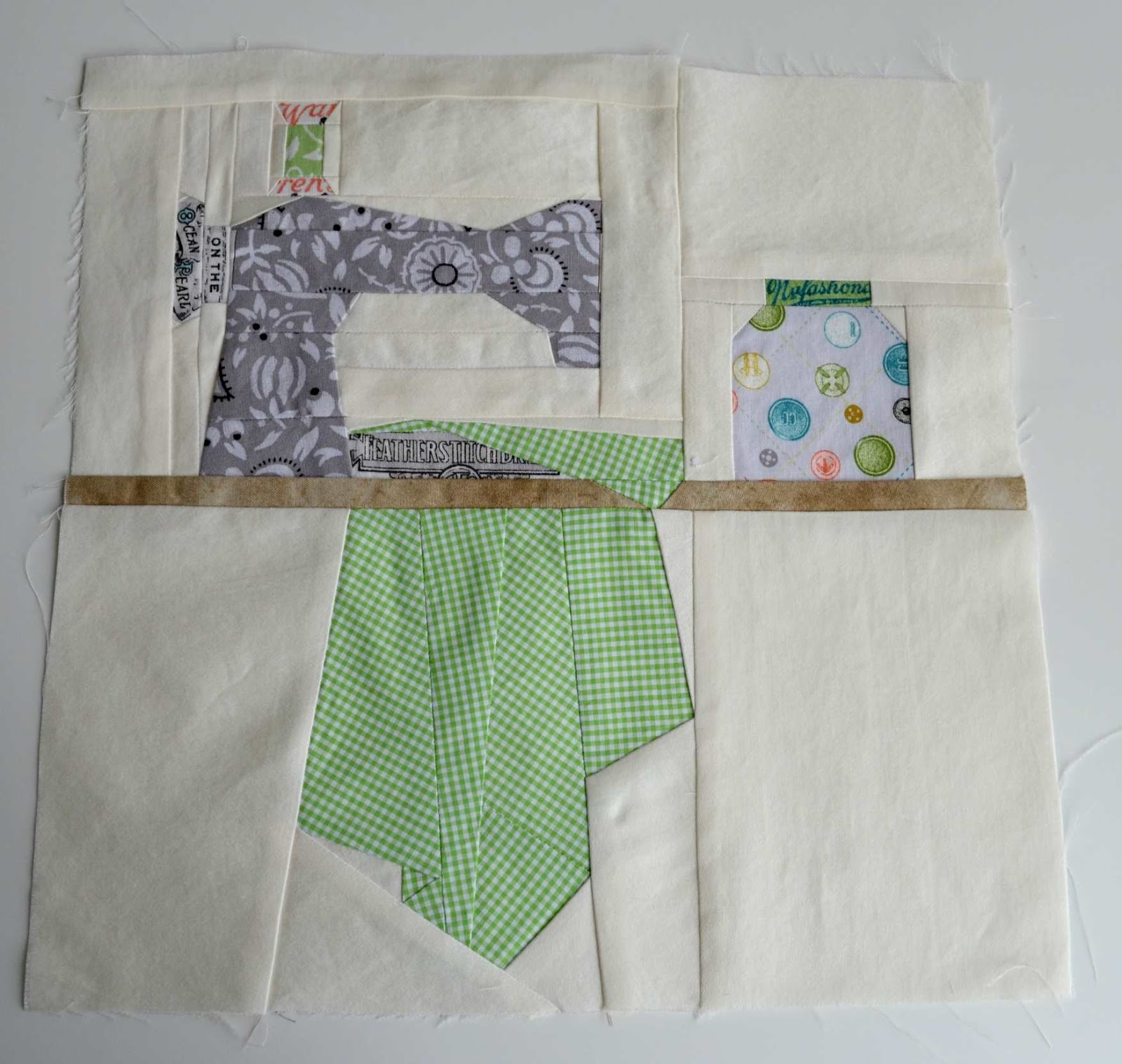 Bear, Dolly and Moi paper pieced sewing machine