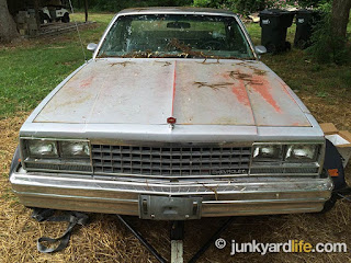 This 1985 model shows off it’s 4-eyed headlights, which continued from 1982-1988.