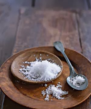 rock_sal_in_pieces rock_salt_in_pieces