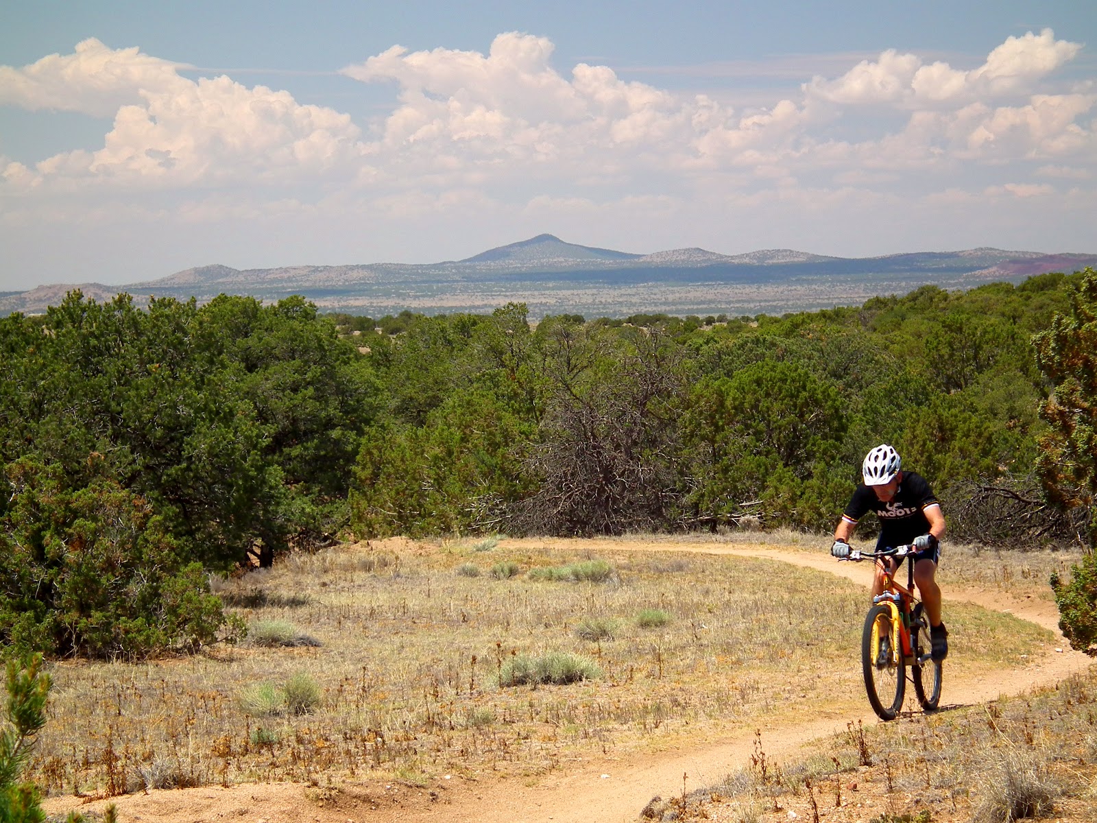OUTDOORS NM Santa Fe's La Tierra Trails Provides a Haven for Bikers, Hikers and Outdoor