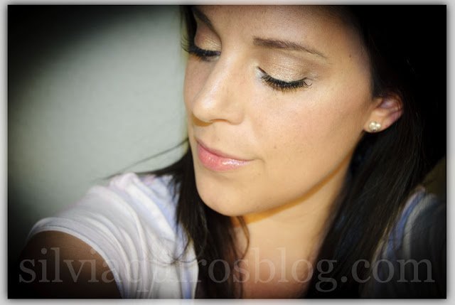 Maquillaje luminoso inspirado en Blake Lively Maquillaje luminoso inspirado en Blake Lively