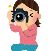 一眼レフカメラを構える女性のイラスト「カメラ女子」