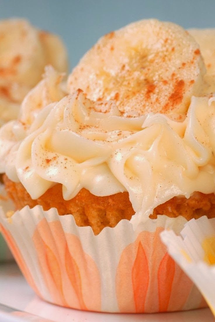 Gina's Banana Cupcakes Boy Meets Bowl