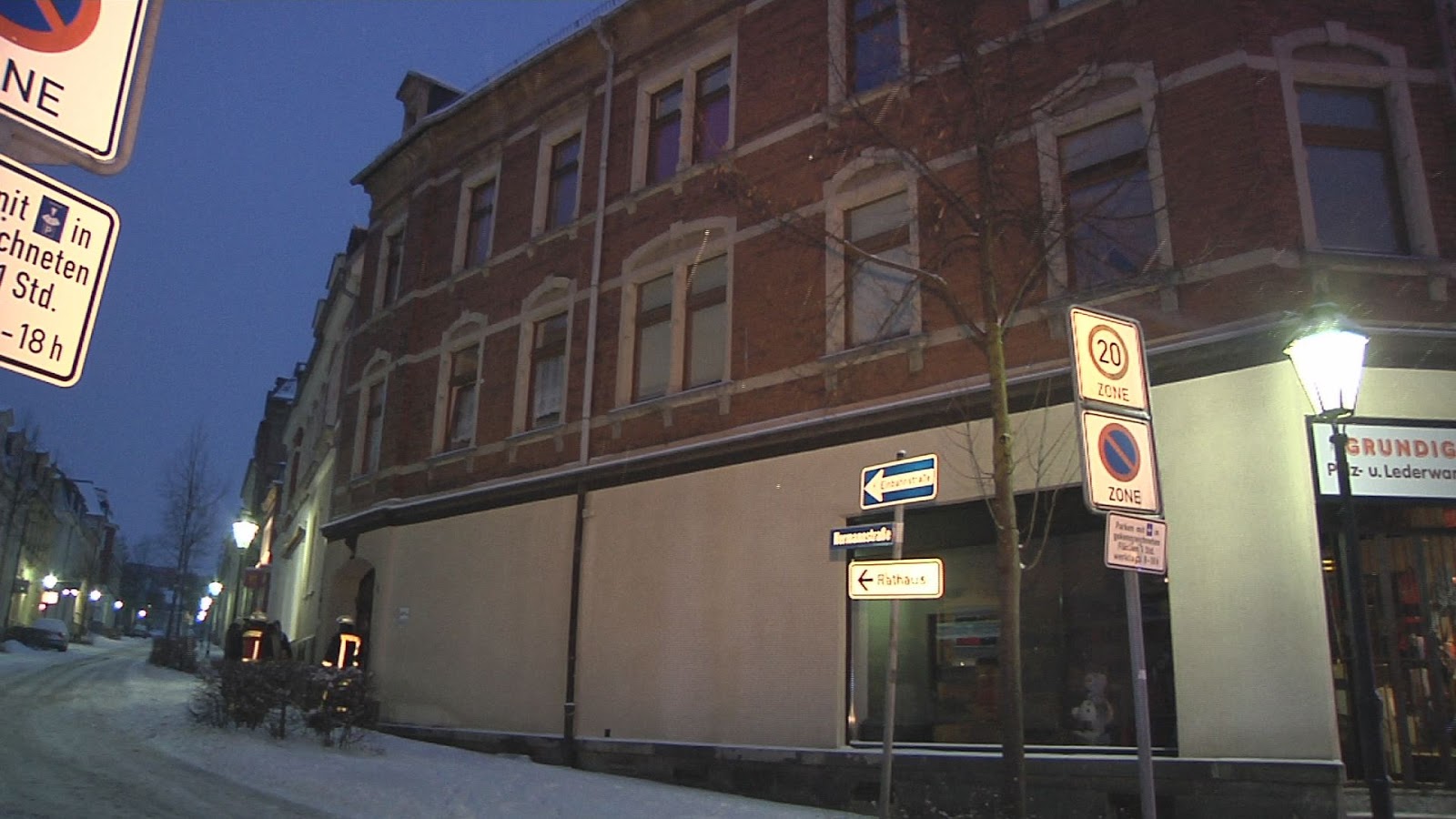 Jessica Alba Albas Jessica Alba Raf Camora