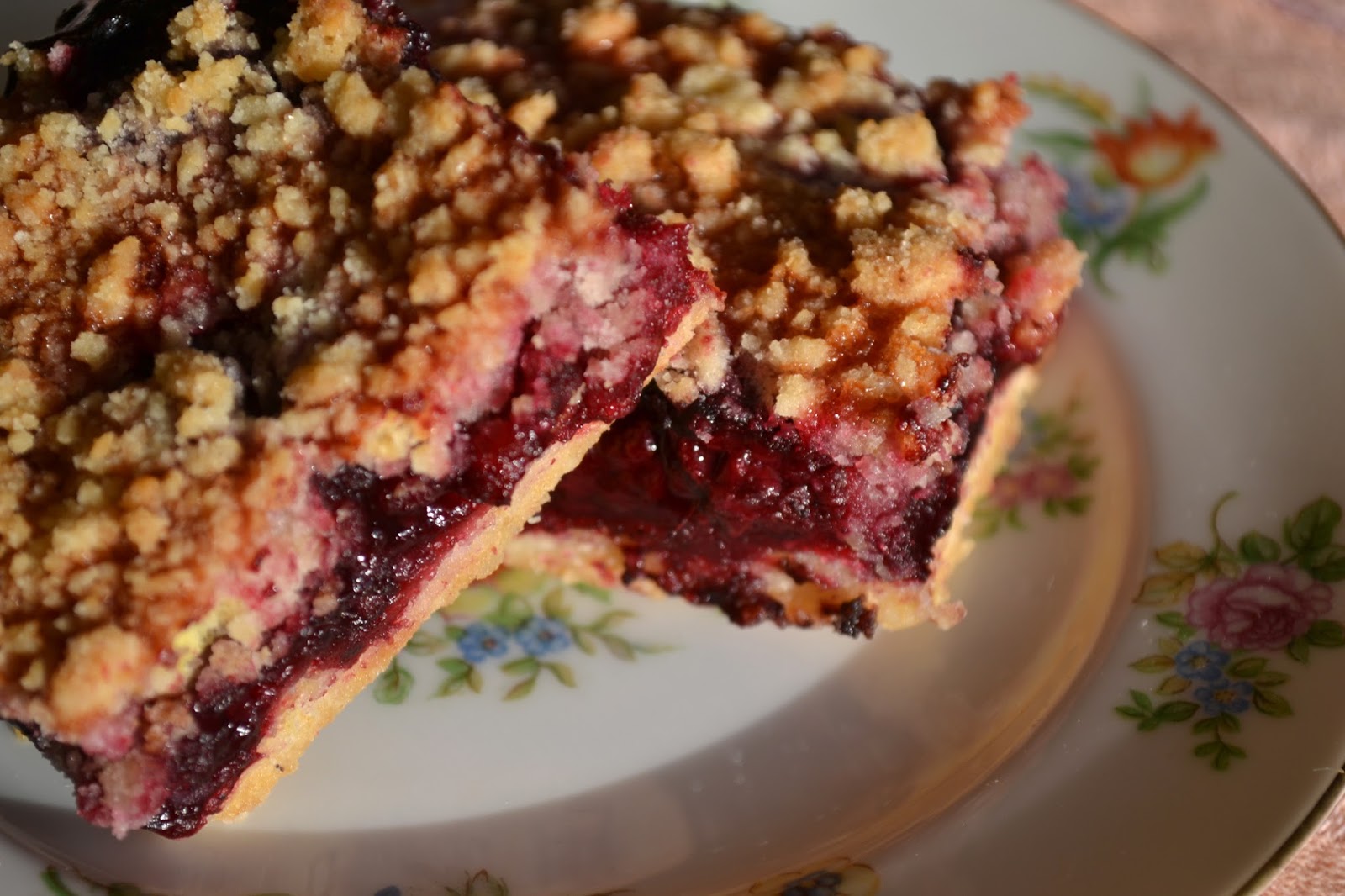 A Taste of Alaska Blackberry Crumble
