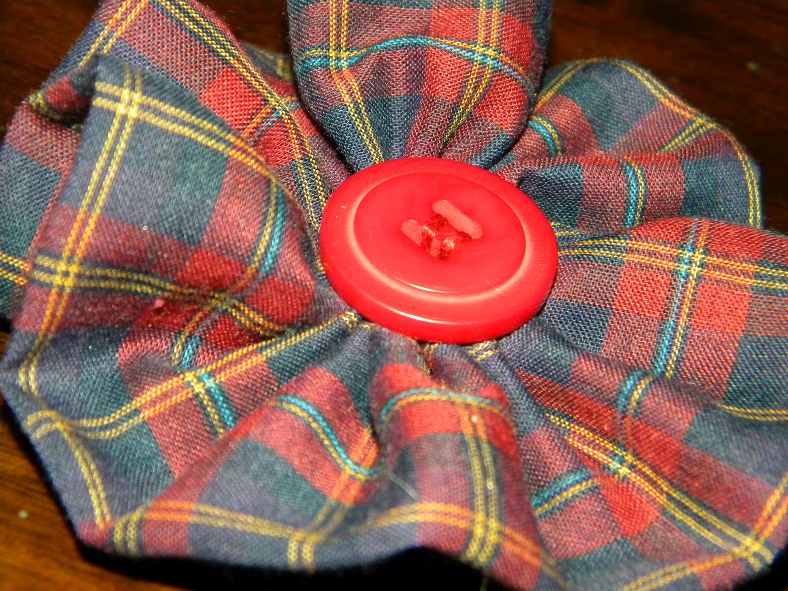 The Quirky Crafting Shmoogle Bean Tartan Gathered Fabric Flower