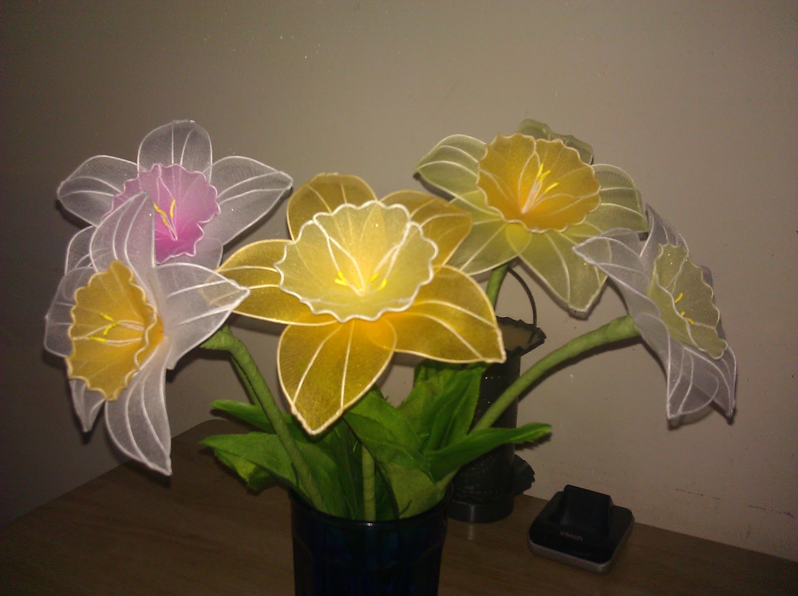 nylon flowers, flores de nylon echas por leon jeronez flores hechas a mano