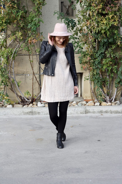 Outfit Of The Day: Dandy Hut mit Oversize Pulli. Trend von Bloggerin Jaci von Fleur et Fatale Fleur et Fatale Blog aus Stuttgart und Kiel.