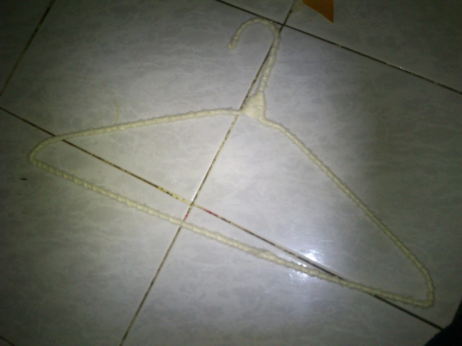 Manualidades y algo más...: Como decorar un gancho