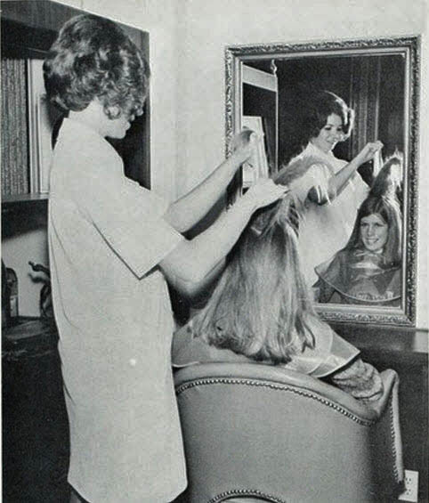 Photos Of Beauty Salon Amp Barber Shop In The 1970 S