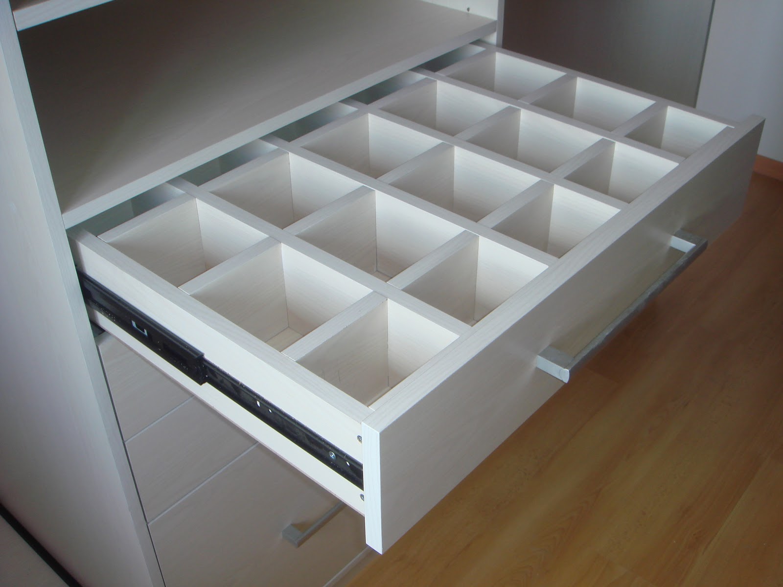 La Casa De Las Cajoneras Cajoneras, Comodas, Placard Cajonera Placard