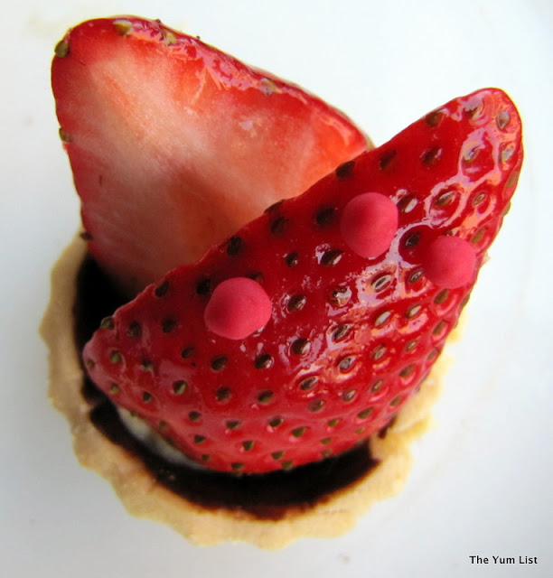 Strawberry Tart Dim sum brunch, Five Sen5es, westin, Kuala Lumpur, Sunday brunch, Chinese restaurant