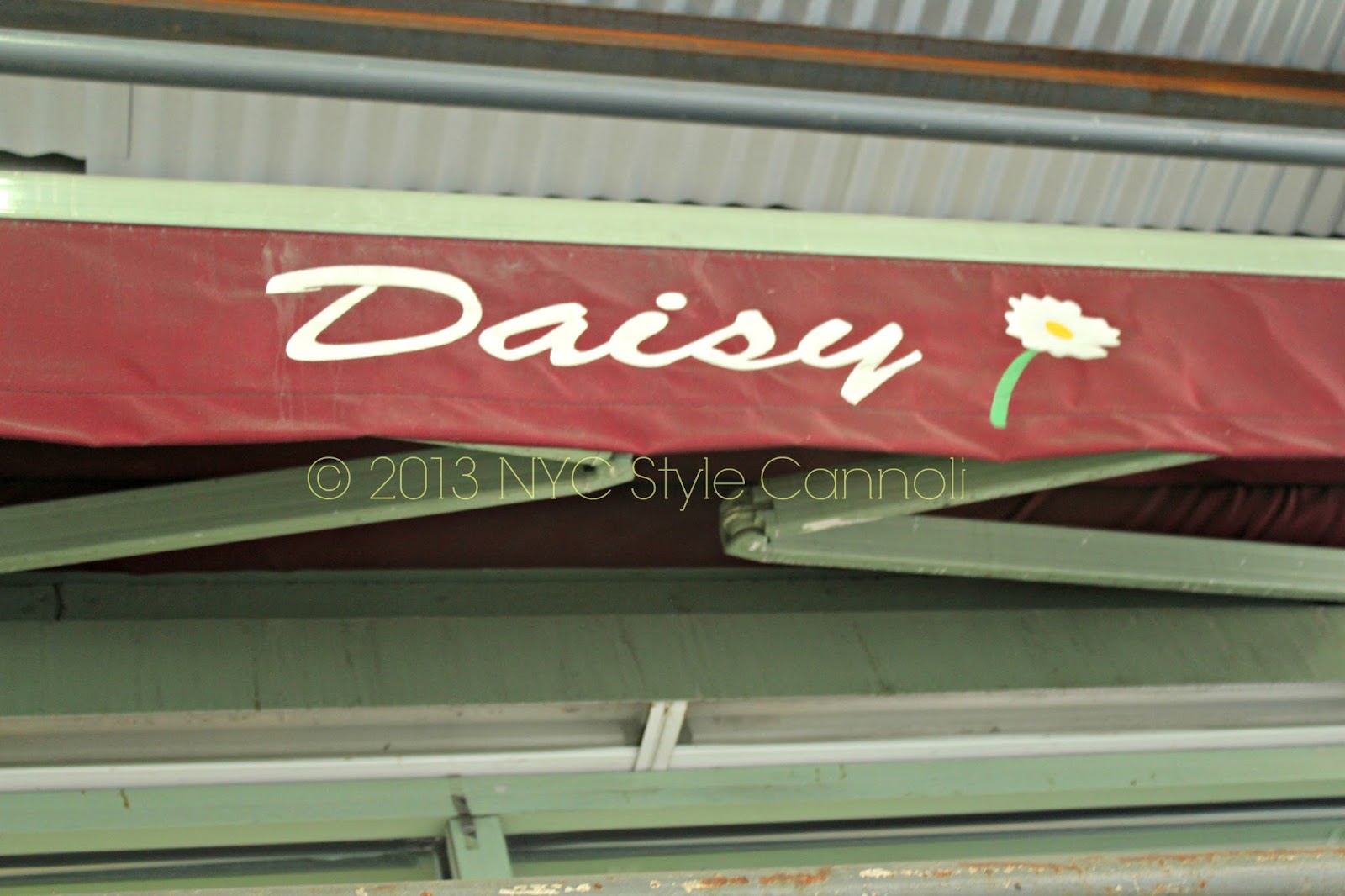 Daisy Flower Shop NYC, Style & a little Cannoli