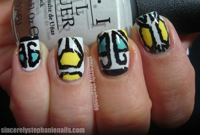 Diane-von-Furstenberg-tribal-print-nail-art