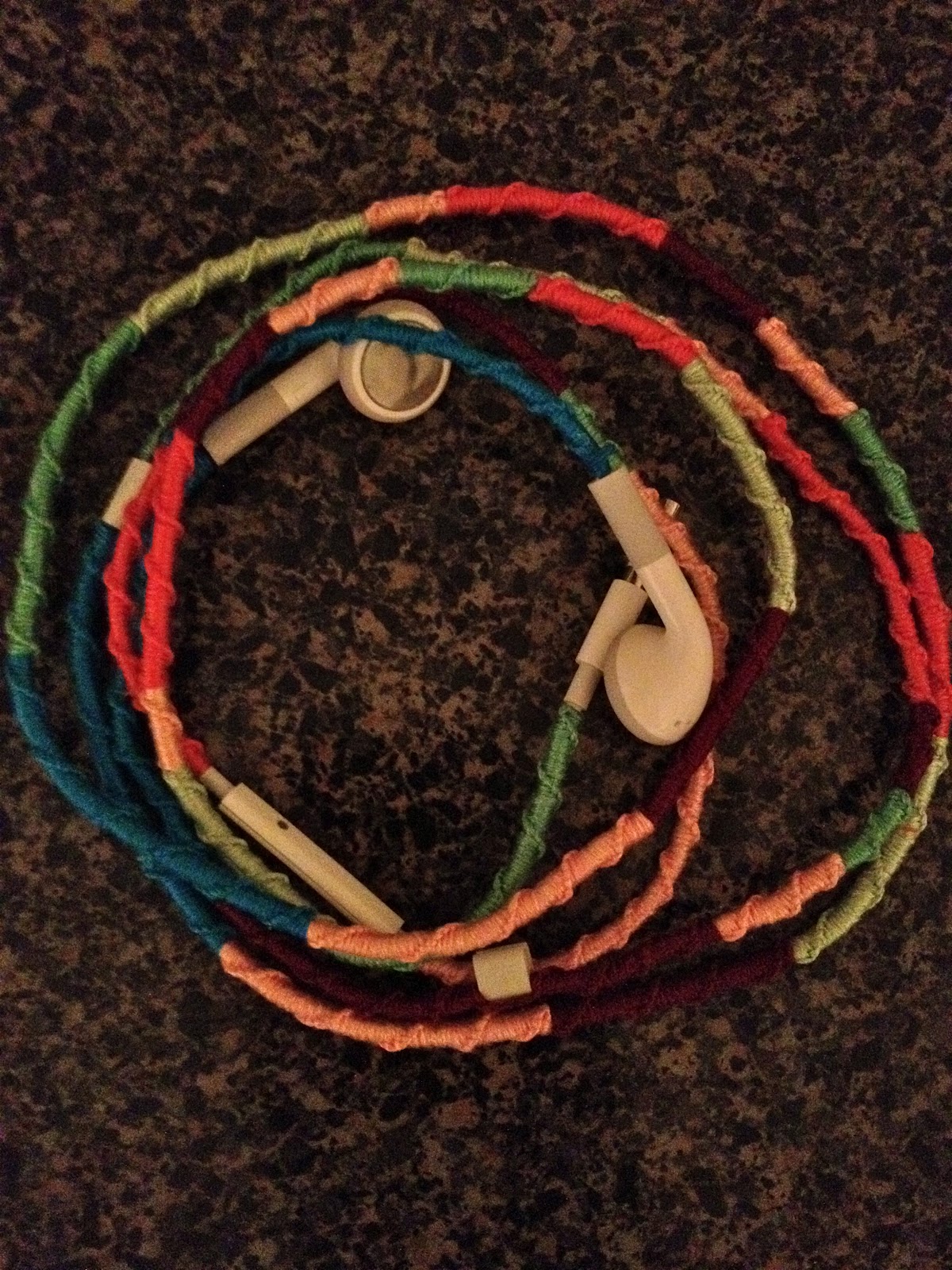 TeachMe, Mila DIY Colorful Wrapped Earphones