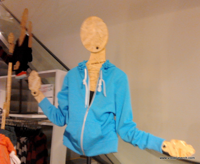 визуальный мерчендайзинг: МАНЕКЕНЫ - простые решения