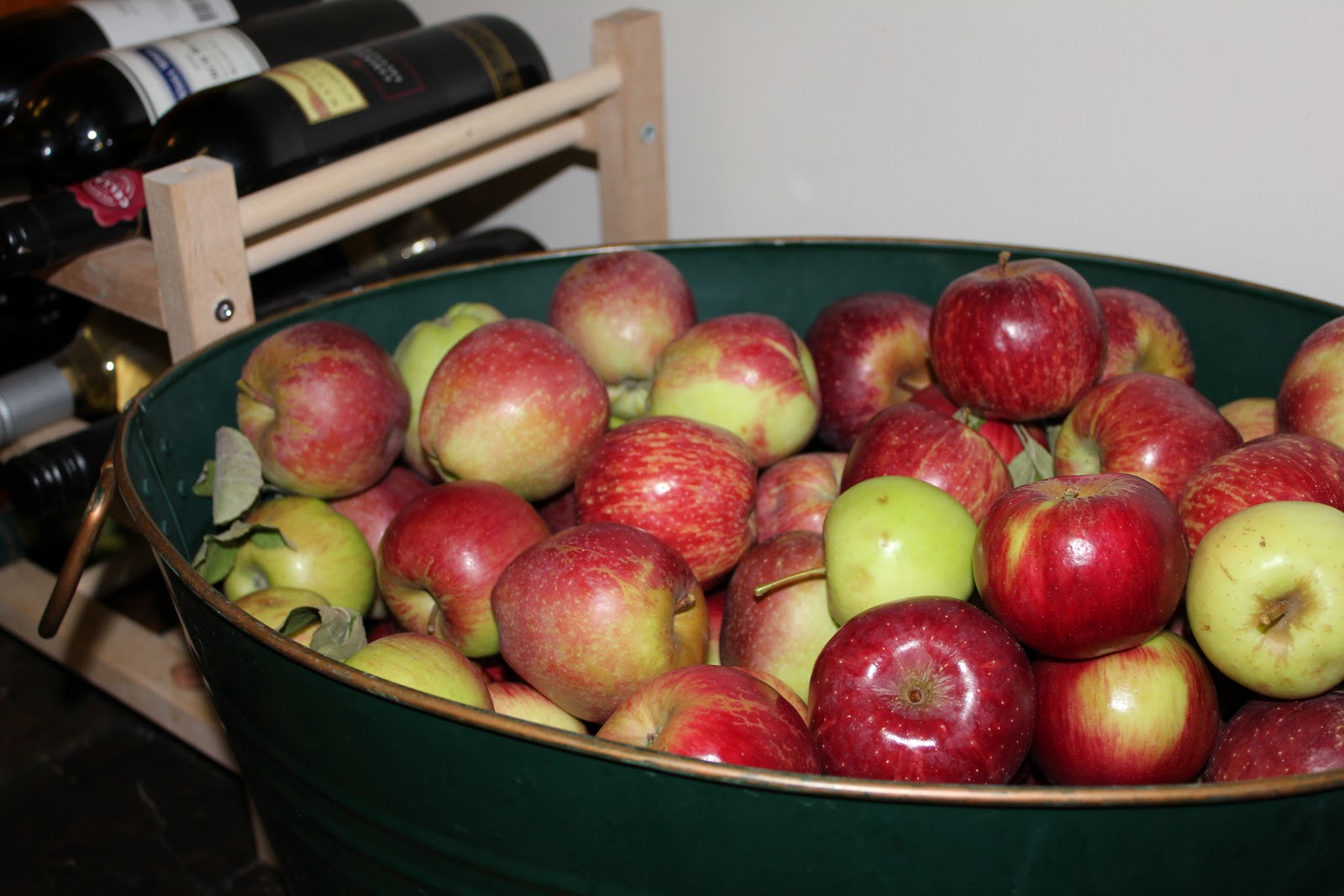 Convergence Apple Picking in the Adelaide Hills what joy!