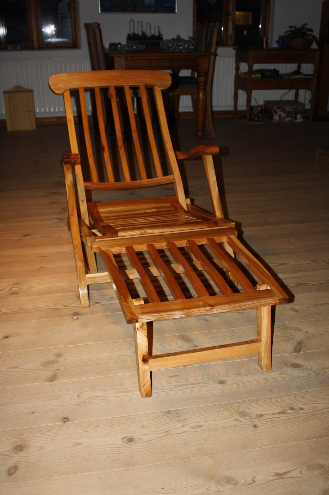 Mulesaw Titanic deck chair