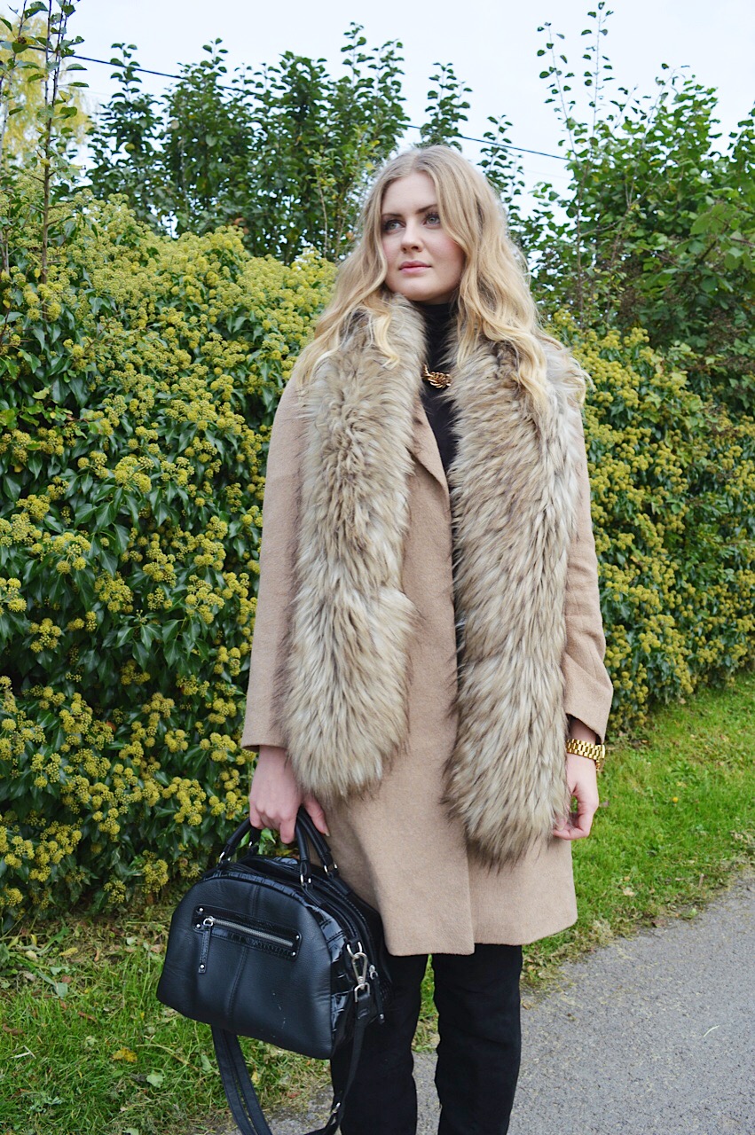 How to style a camel coat, FashionFake, fashion bloggers, Primark camel coat