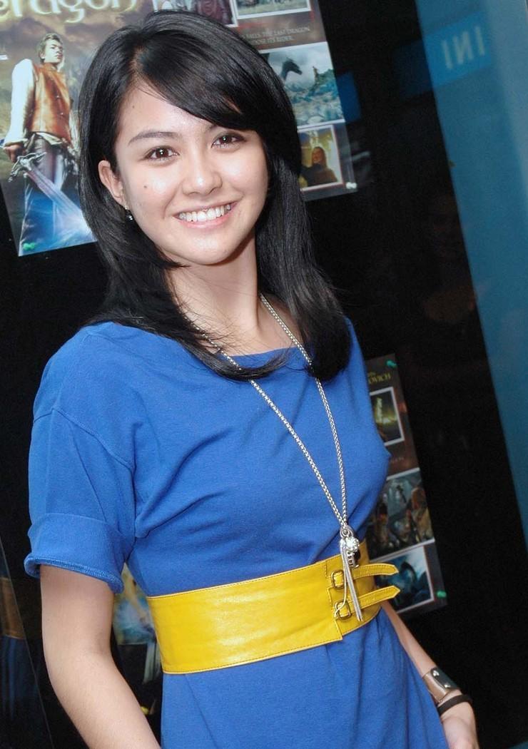Revalina S. Temat - Images Revalina S. Temat - Photo Actress