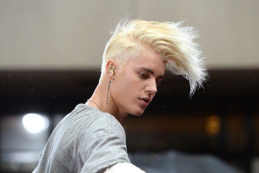 Justin Bieber Brings returned antique hairstyle