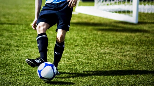 Trik Melakukan Umpan Passing Akurat 100 Winning Eleven Ps2 Mas Yadi