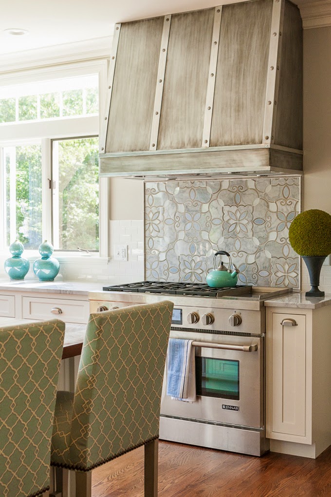House of Turquoise: Maine Coast Kitchen Design