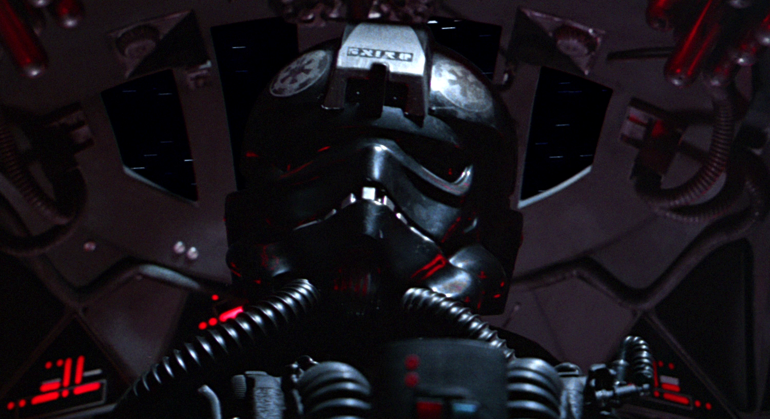 Rumor New TIE Fighter Pilot Helmet Revealed in STAR WARS THE FORCE