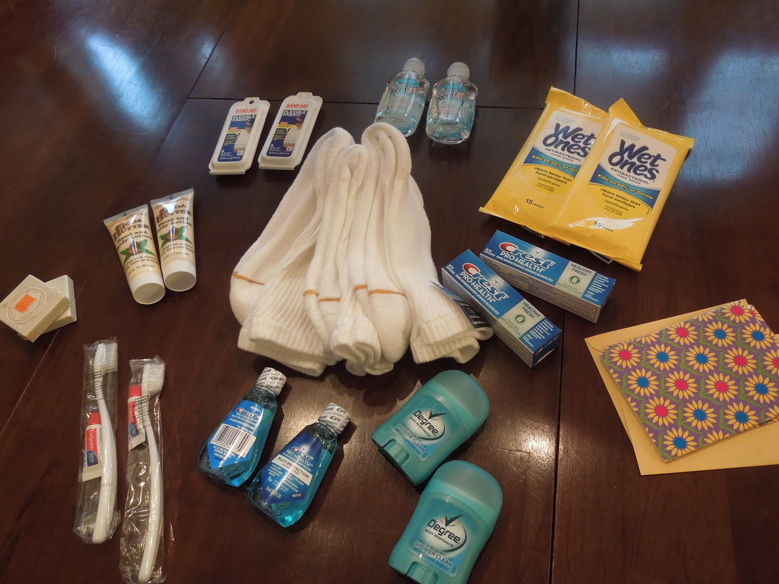 Care kit for homeless Homeless care package, Homeless bags, Homeless