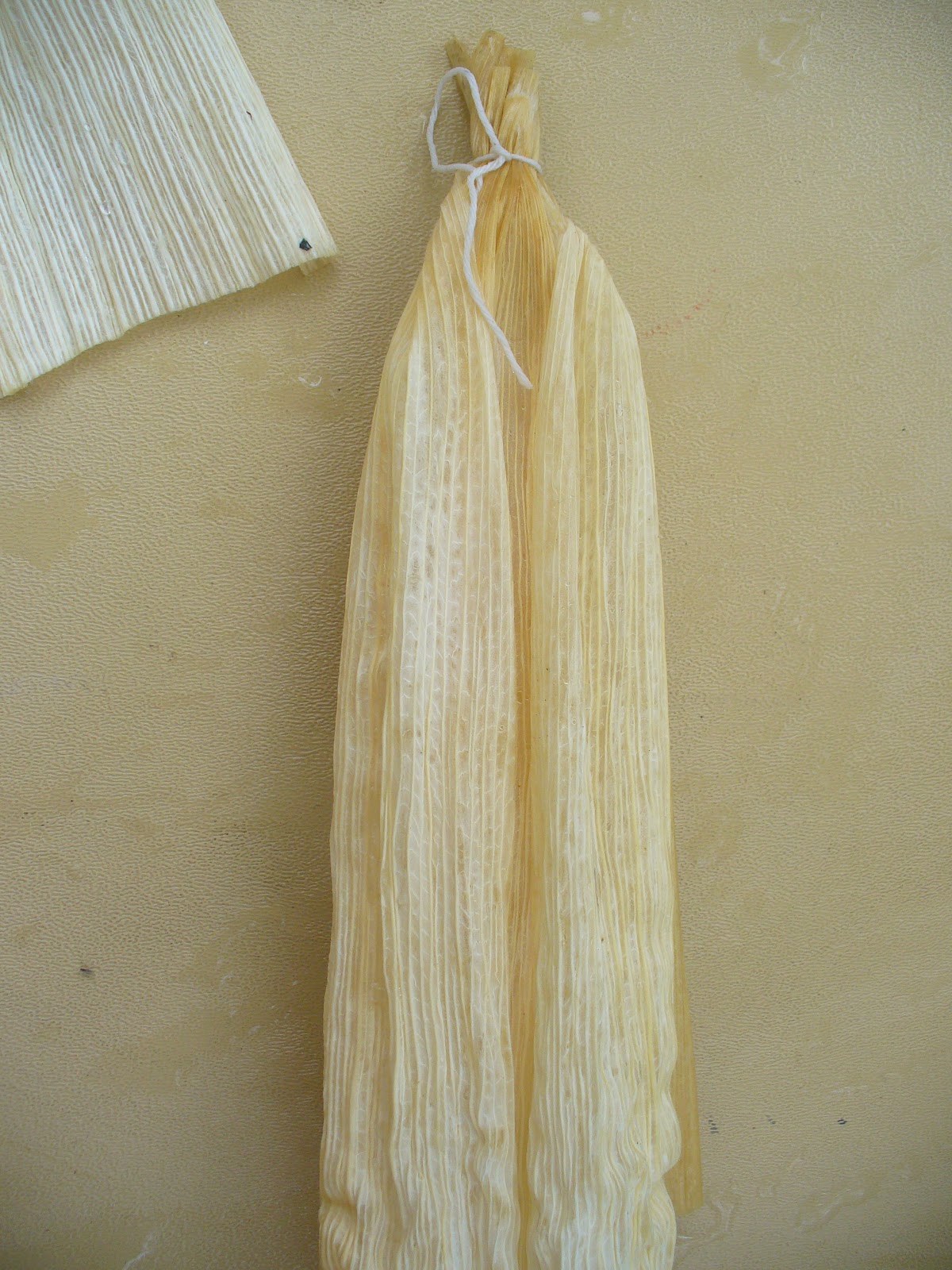 World Turn'd Upside Down How to Make Corn Husk Dolls