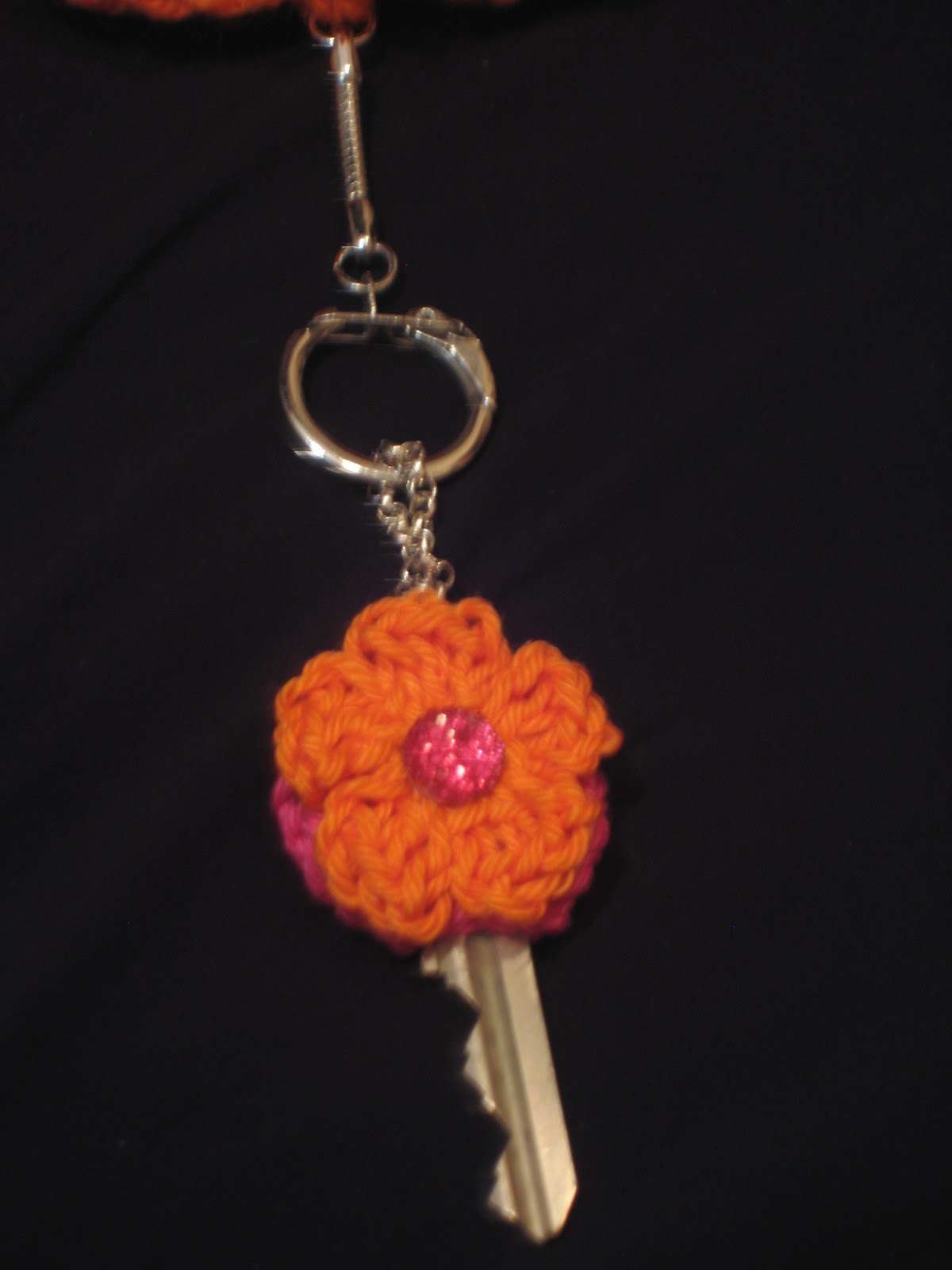 manal311 Crochet Flower Key Cover