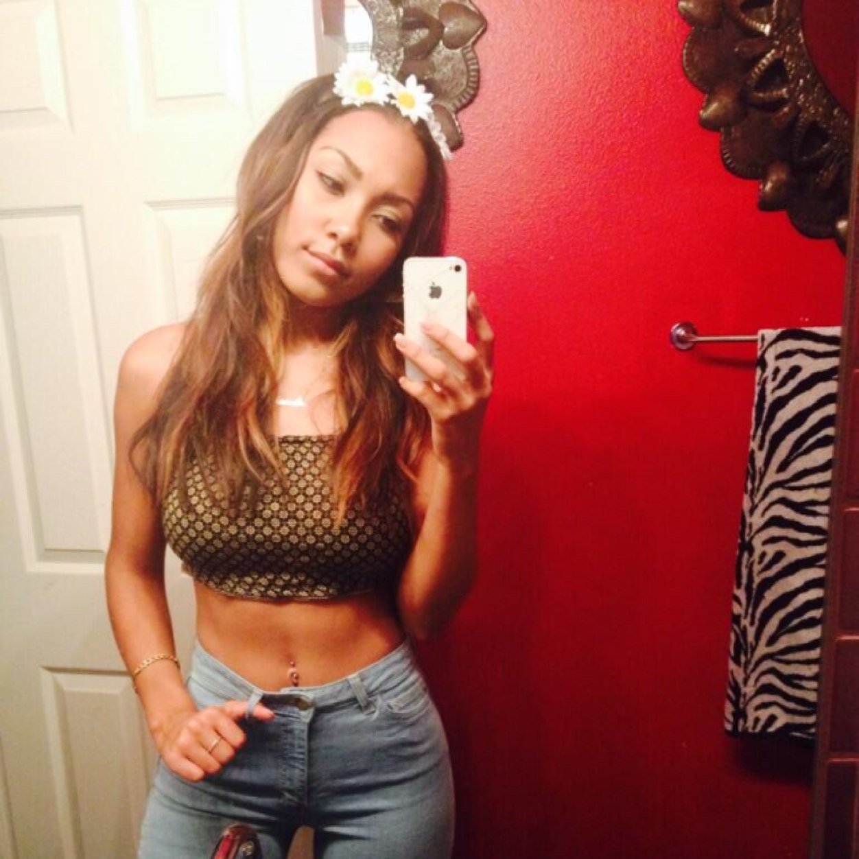 Parker+McKenna+Posey+Parents ... Sports: A Look at Super Duper Sexy Actress Parker Mckenna Posey