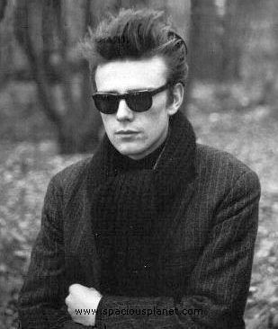 A Shroud Of Thoughts The 50th Anniversary Of Stu Sutcliffe S Death