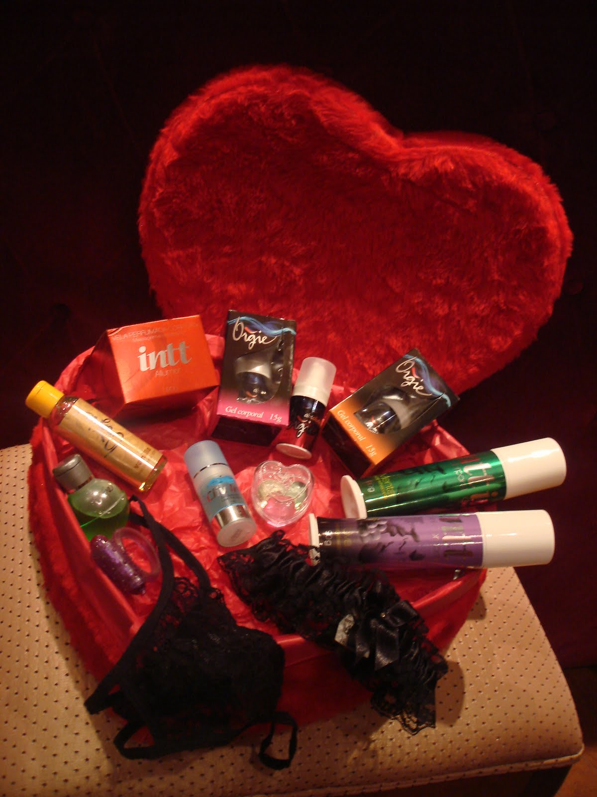 Constantine Boutique Ganhe um kit erótico completo!