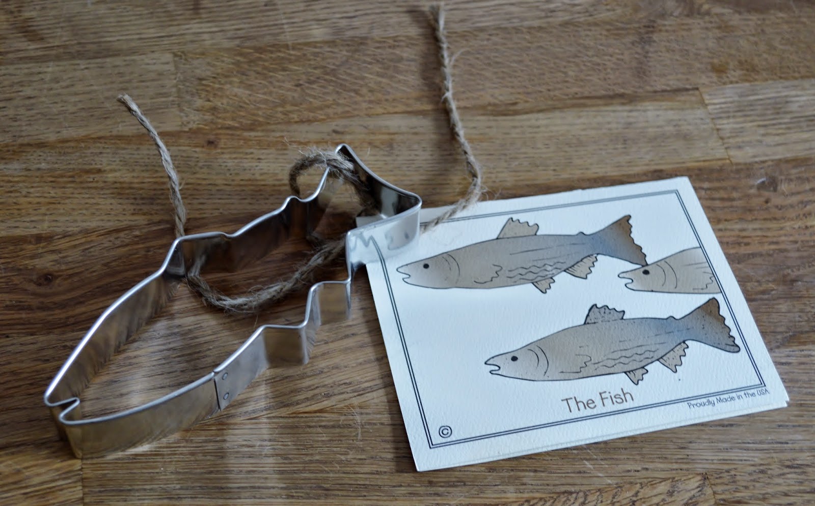 WHAT PART OF A FISH WEIGHS THE MOST?.................IT'S SCALES Life