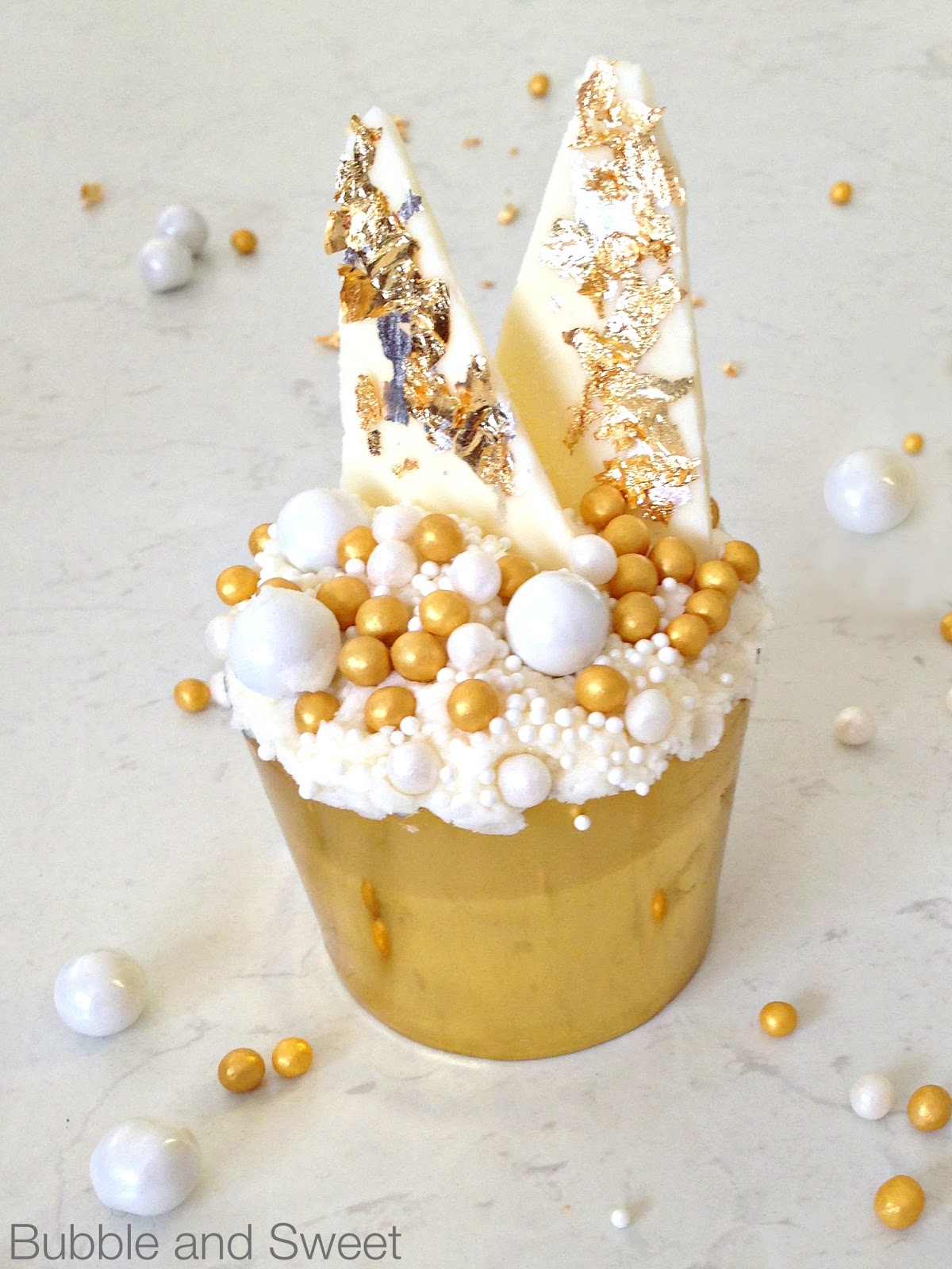 Bubble and Sweet: Break the internet New Year Cupcakes with edible gold leaf