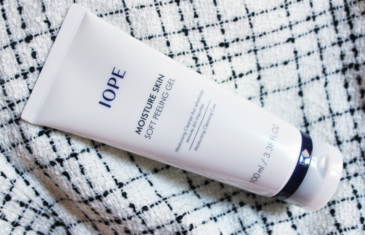 IOPE Moisture Skin Soft Peeling Gel Review and Demo