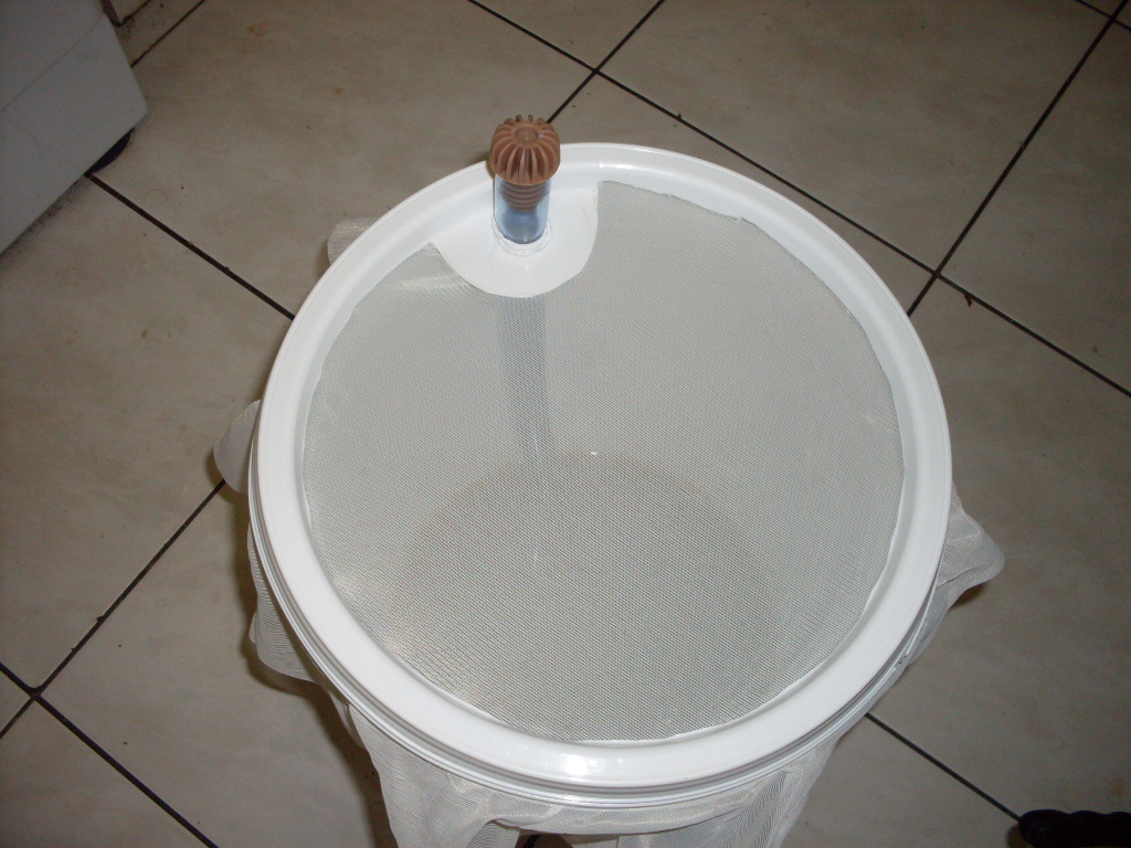 Just Like My Nan Made making White Wine Vinegar