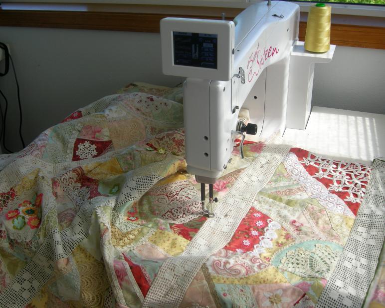Allie's in Stitches The Lace Quilt