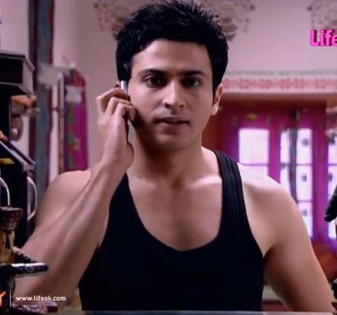 Dare to bare : Hot Indian TV Actors : Dheeraj Dhoopar
