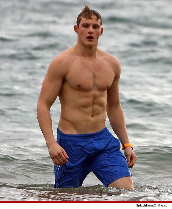 alexander ludwig zayn malik zac efron u know yunho