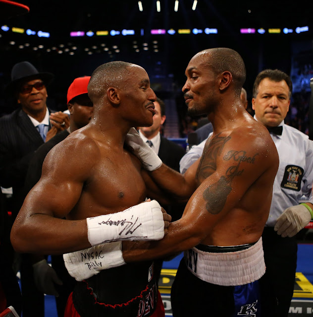 Alexander gets the decision and the title against Bailey